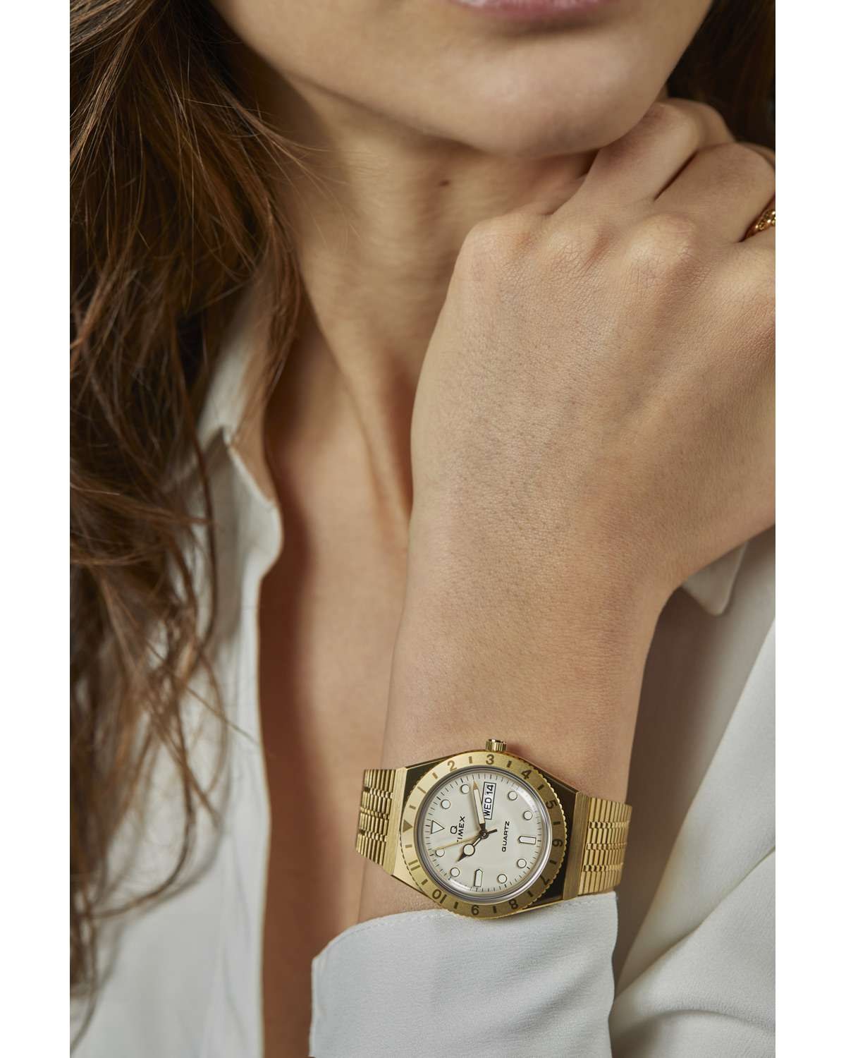 Ρολόι TIMEX Q Reissue Gold Stainless Steel Bracelet