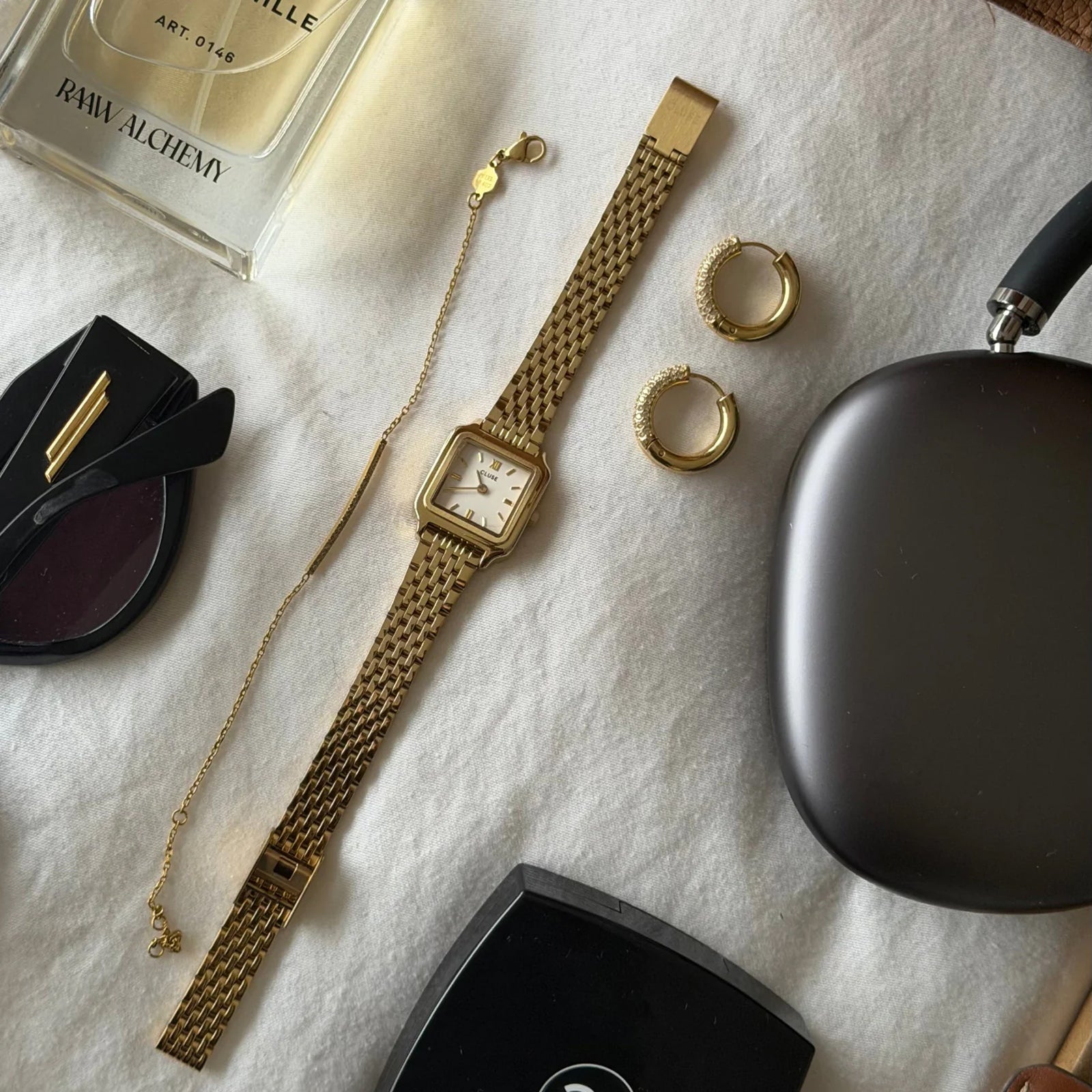 CLUSE Gracieuse Mini Watch Steel, White, Gold Colour