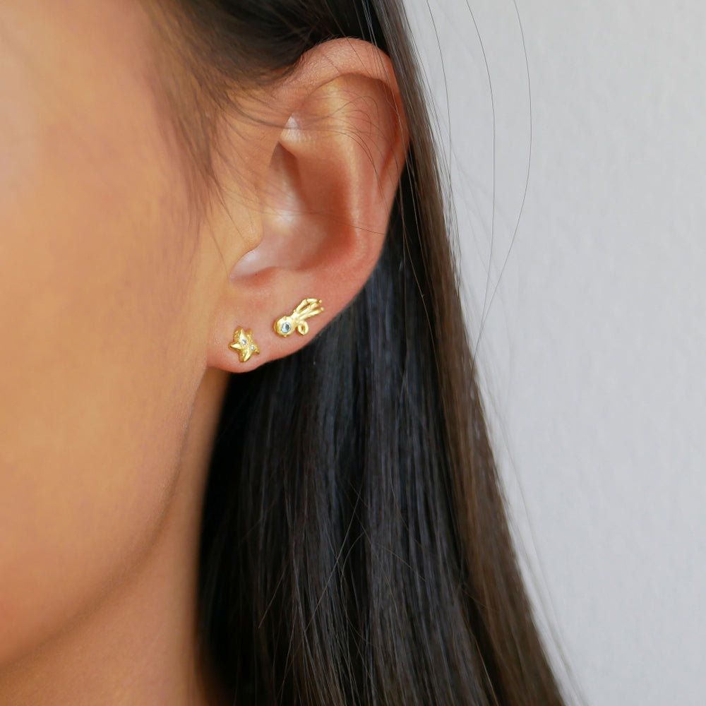 Enamel Studs Bahari E260GM