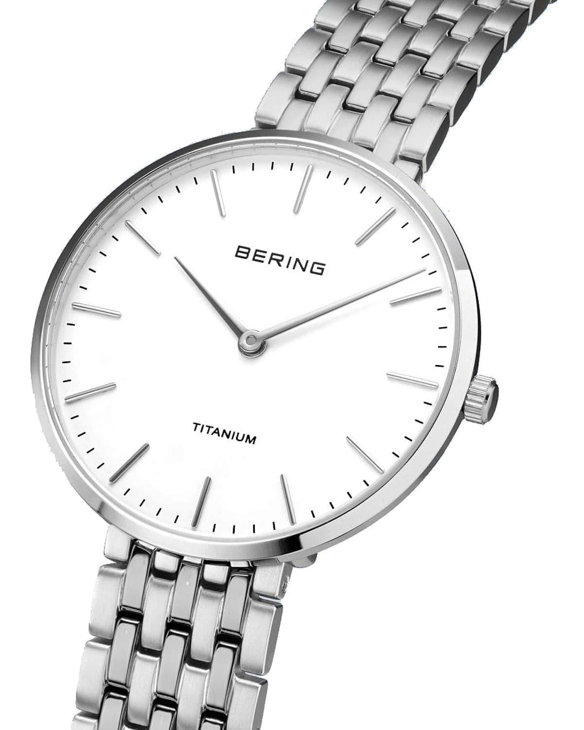 Γυναικείο ρολόι BERING Titanium με ασημί μπρασελέ από τιτάνιο