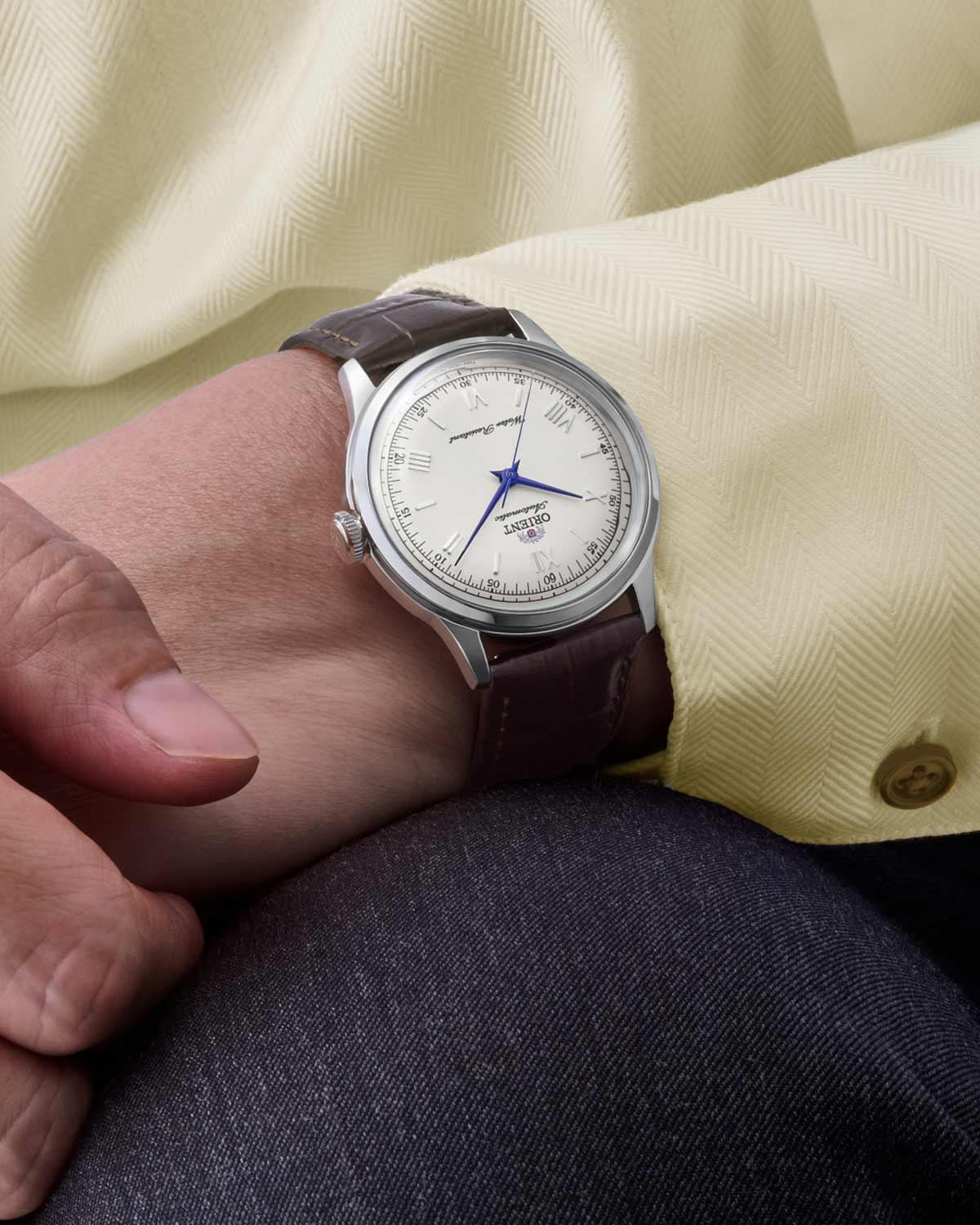 Ανδρικό ρολόι ORIENT Classic Bambino αυτόματο με καφέ δερμάτινο λουράκι