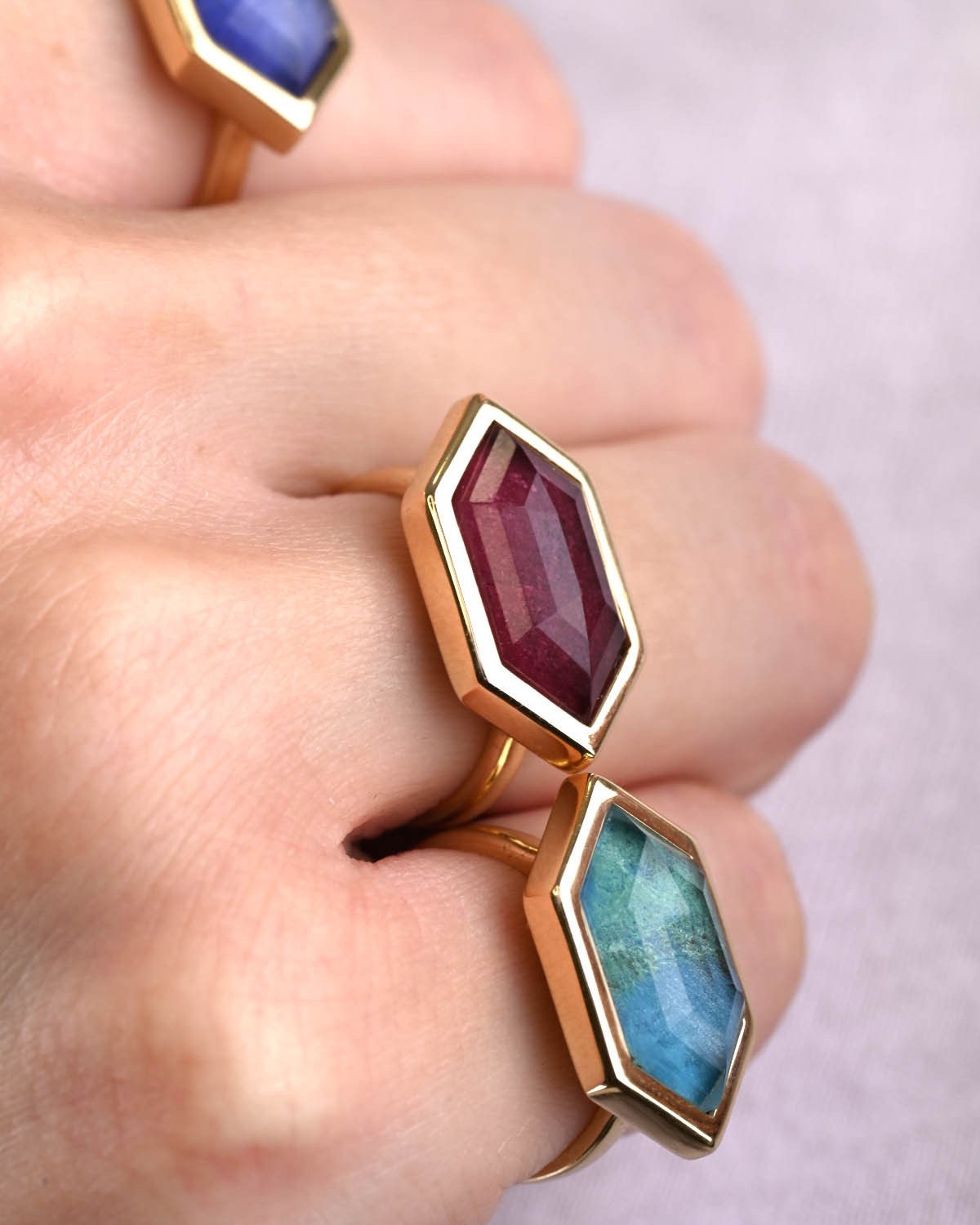 Δαχτυλίδι SOLEDOR της σειράς Hexagon από χρυσό 14Κ με Ruby Triplet (Νο 49)