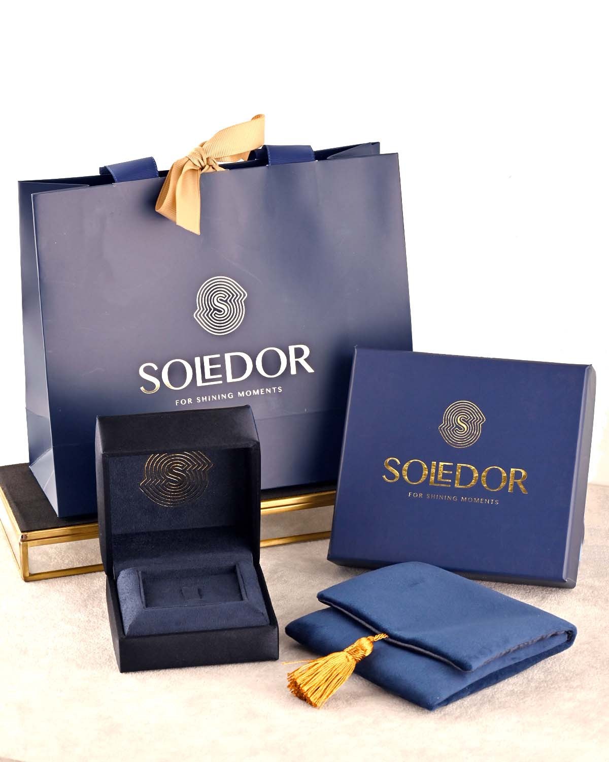 Δαχτυλίδι χρυσό SOLEDOR 10K με διαμάντια και τσαβορίτες