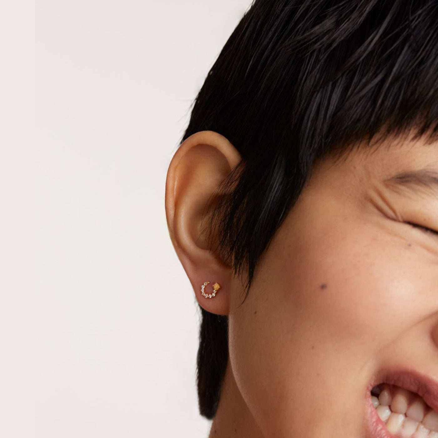 PDPaola Juno Villa Gold Earrings