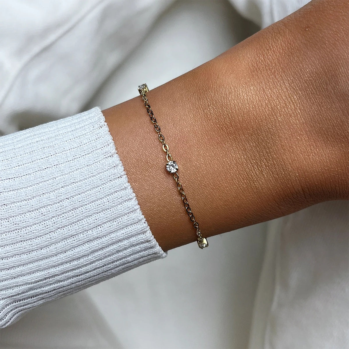 CLUSE Γυναικείο Βραχιόλι Élevé Zirconia Chain Χρυσό με Λευκά Ζιργκόν – CB13380