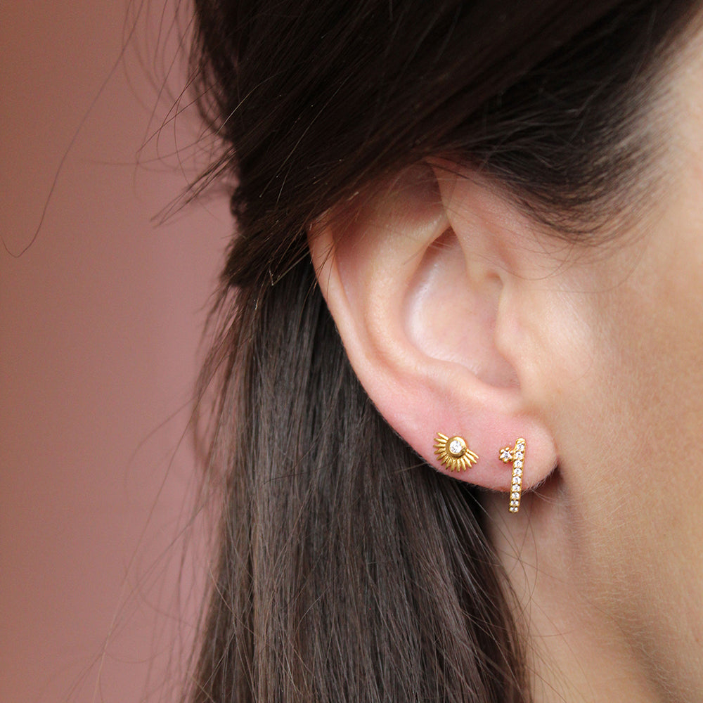 Enamel Stud Petite Soleil E134GM