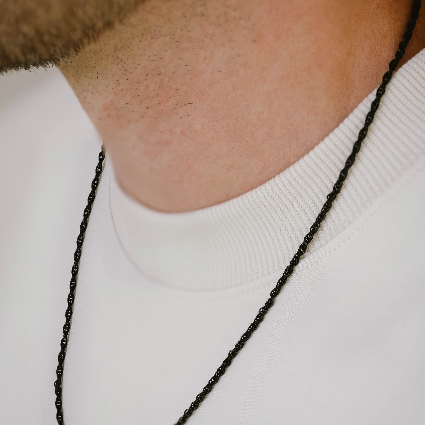 Steel & Barnett Helix Chain Necklace Black N-HEL02