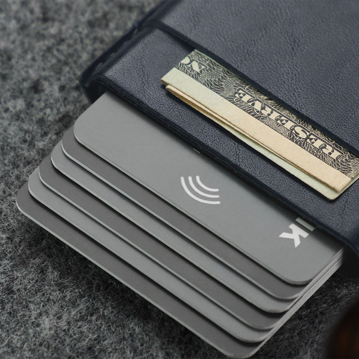 Pularys Gobi RFID Wallet Nomad Leather Navy Blue 172414104