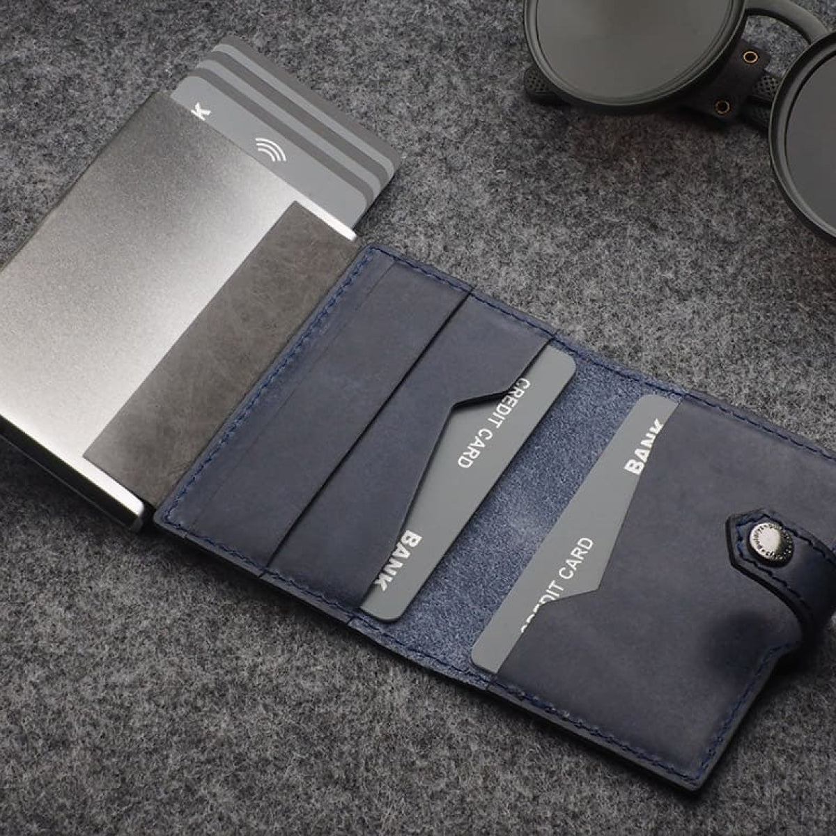 Pularys Easy Wallet for AirTag Navy Blue 217414104