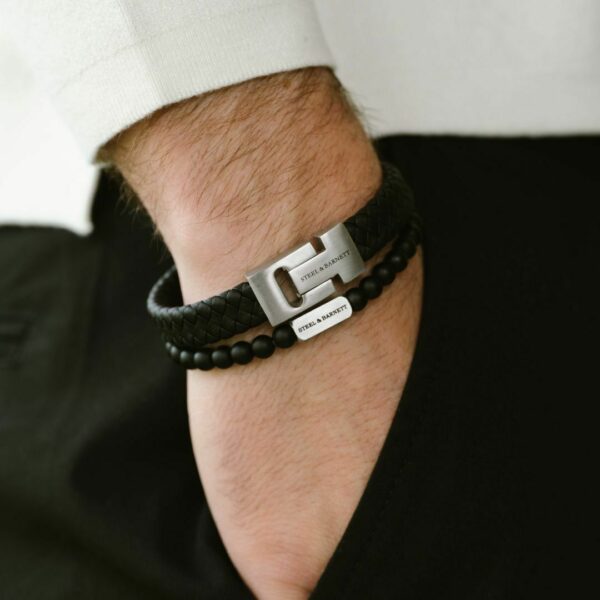 SBNN-001 - Matt Black1