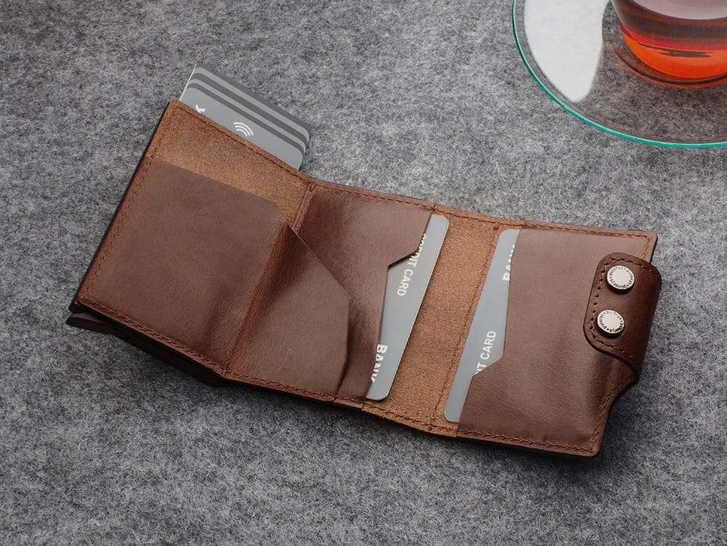 pul_217214102_main11_wTT51bn